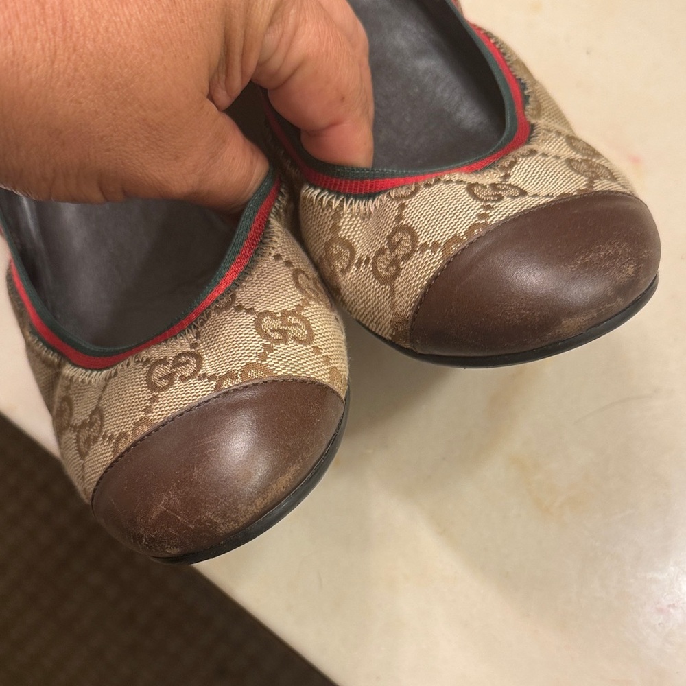 Gucci Women's Beige and Brown Loafers - Picture 4 of 9